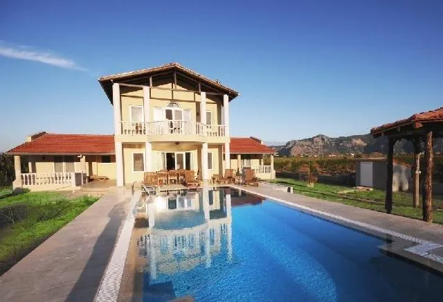 İzmir Çeşme Alaçatıda Atalay Günlük Kiralık Villa